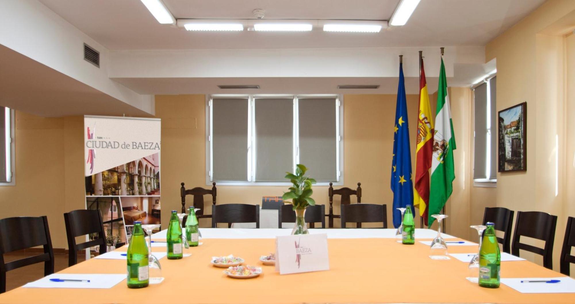 Trh Ciudad De Baeza Otel İş olanakları fotoğraf