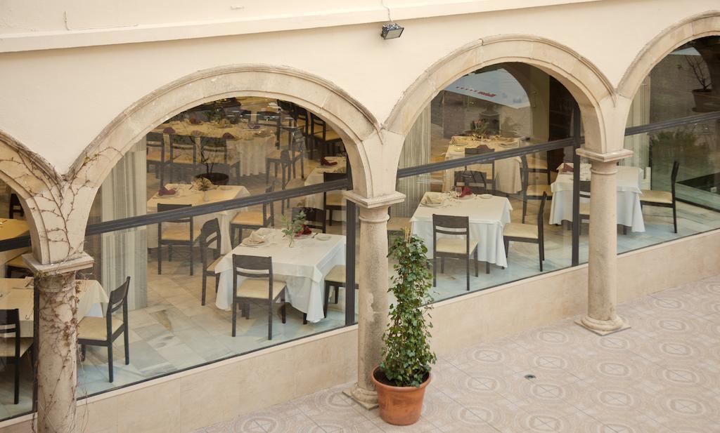 Trh Ciudad De Baeza Otel Dış mekan fotoğraf